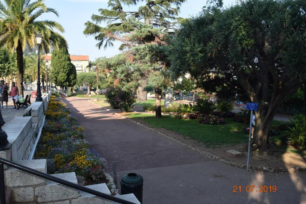 Iafrate-Oksoleil Apartment Villefranche-sur-Mer Exterior photo